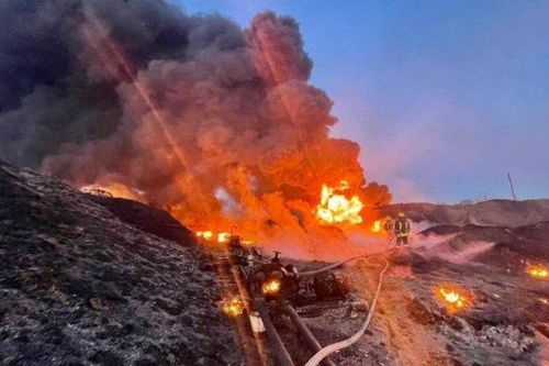 Hai thành phố lớn của Ukraine lần đầu bị tấn công