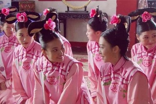 Tại sao cung nữ thời xưa tranh nhau 'rửa lỗ rồng' cho hoàng đế?