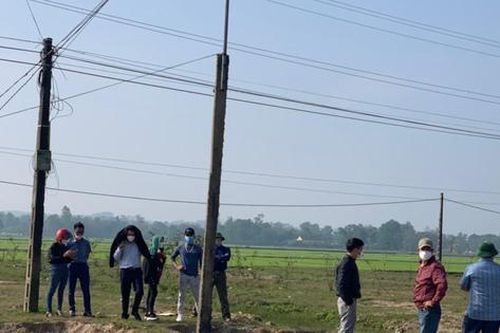 'Cò' lẳng lặng biến mất sau khi thổi giá, tạo 'sốt đất' vùng quê