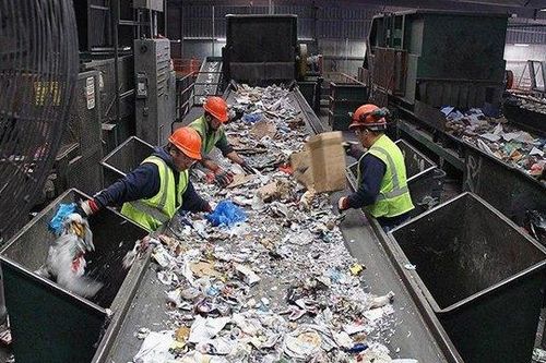 Lí do doanh nghiệp vẫn phải đóng Quỹ BVMT để xử lý rác thải 'lậu'
