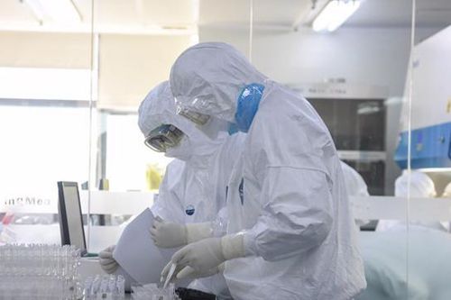 Cơ sở y tế phải niêm yết giá xét nghiệm Covid-19