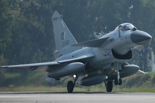 Trung Quốc xuất khẩu thành công tiêm kích J-10C cho Pakistan