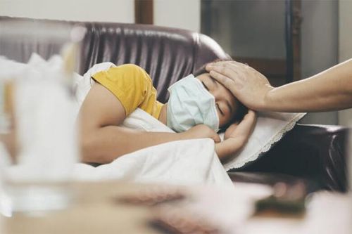 Lý do một số người vẫn bệnh nặng dù nhiễm biến thể 'nhẹ' Omicron