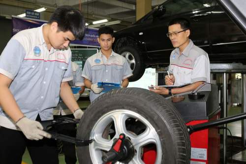 Trường nghề có thể tổ chức thi tốt nghiệp cho sinh viên tại doanh nghiệp