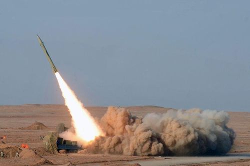 Iran nã 12 tên lửa vào Iraq