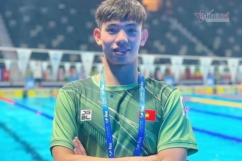 'Kình ngư' Nguyễn Huy Hoàng: Sẽ học đại học để chuyển nghề