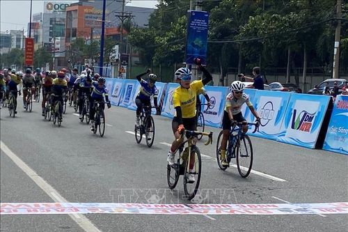 Tay đua Đinh Thị Như Quỳnh giành áo vàng chung cuộc Cup Biwase 2022