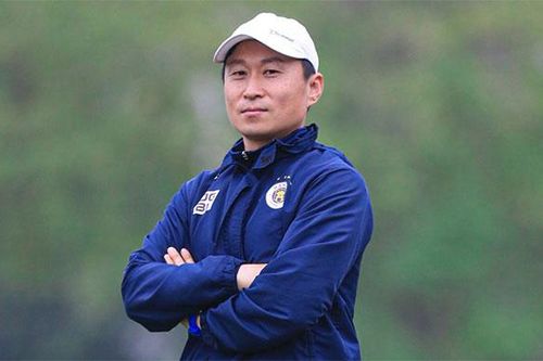 Một Hà Nội FC lạ lẫm