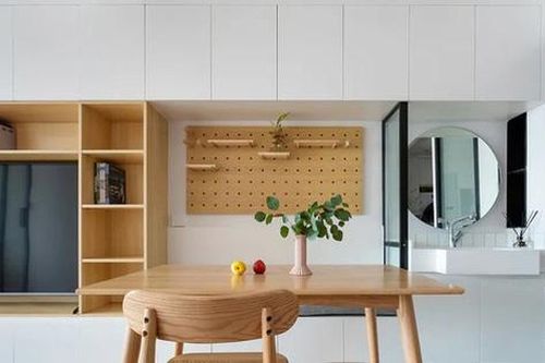 Căn hộ cũ 30m² 'lột xác' ngoạn mục