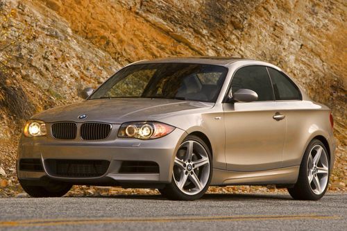 BMW triệu hồi gần 1 triệu xe vì lỗi động cơ tại Mỹ