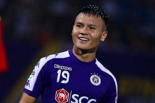 Văn Quyết: 'CLB Hà Nội muốn Quang Hải ở lại'