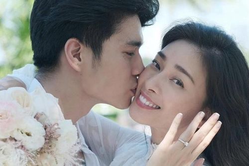 Cặp đôi 'chị ơi, anh yêu em' Ngô Thanh Vân - Huy Trần chuẩn bị về chung nhà