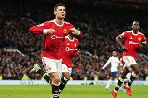Tổng hợp vòng 29 Ngoại hạng Anh: Ronaldo tái xuất ấn tượng