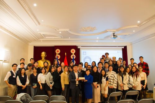 Kỷ niệm 18 năm thành lập Hội Sinh viên Việt Nam tại Pháp