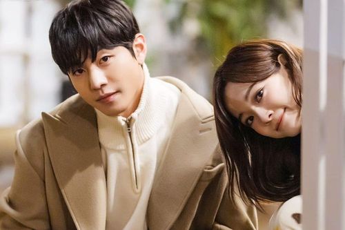 Hẹn Hò Chốn Công Sở: Ahn Hyo Seop tự thừa nhận có quan hệ tình cảm với Kim Se Jeong ở ngoài đời?
