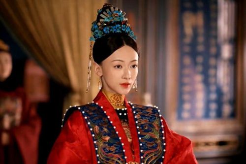 'Thượng thực': Ngô Cẩn Ngôn được khen nức nở với nhan sắc rạng ngời trong trang phục tân nương