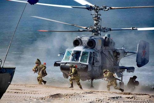 Trực thăng đặc biệt Ka-29 yểm trợ lính thủy đánh bộ Nga