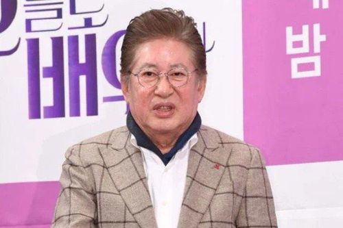 Diễn viên gạo cội Kim Yong Gun nhận con trai mới sinh
