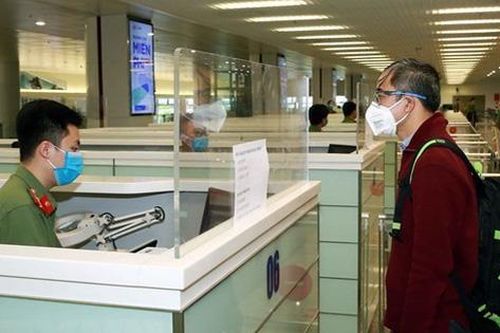 Khôi phục chính sách xuất nhập cảnh từ ngày 15/3