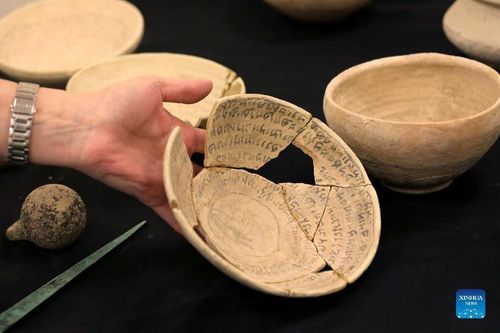 Phát hiện bát ma thuật thần thánh ở Jerusalem, chuyên gia phán: 'Cực hiếm!'