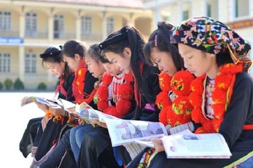 Chiêu hiền đãi sĩ