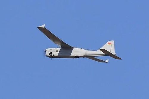 Thêm một máy bay không người lái bí ẩn lạc vào không phận NATO