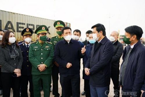 Bộ Công Thương chủ động, tích cực gỡ khó cho nông sản tại cửa khẩu
