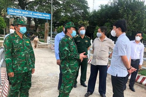 Tiếp tục nâng cao đời sống vật chất và tinh thần của người dân khu vực biên giới