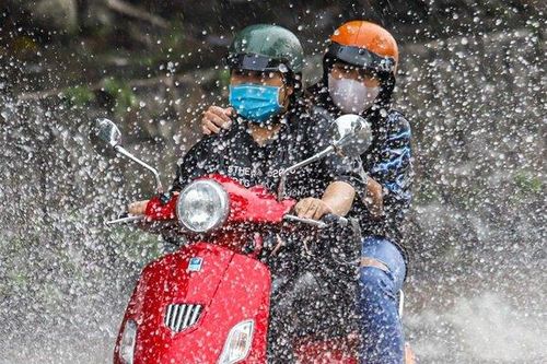 Miền Bắc mưa dông