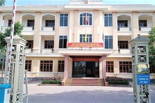 Công an làm việc với 2 cán bộ Sở Kế hoạch và Đầu tư Nghệ An