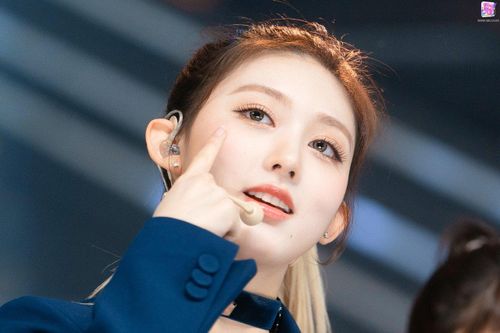 Nữ thần tượng có vũ đạo tốt nhất nhóm IVE