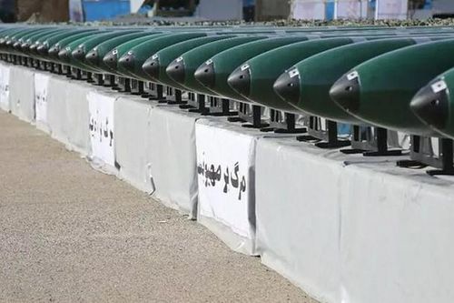 Iran tiết lộ tàu ngầm không người lái 'thông minh' mới