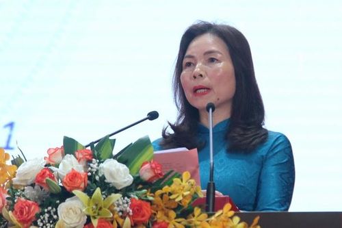 Giám đốc Sở GD&ĐT Lào Cai động viên thầy trò chiến thắng đại dịch, về 'đích' năm học với kết quả tốt nhất
