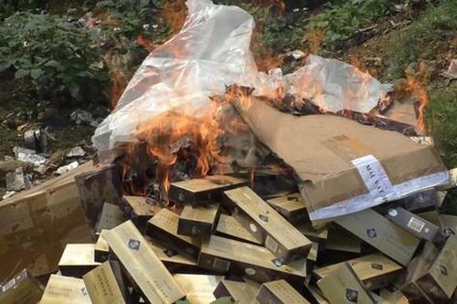 Lào Cai: 2670 bao thuốc lá không rõ nguồn gốc xuất xứ đã được tiêu hủy vào sáng ngày hôm nay