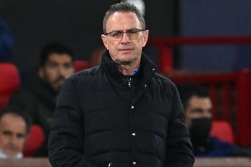 HLV MU đổ lỗi cho trọng tài sau khi bị loại khỏi Champions League