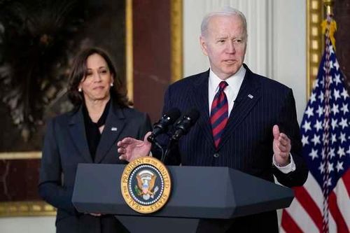 Ông Biden gọi nhầm Phó Tổng thống Harris là 'Đệ nhất phu nhân'