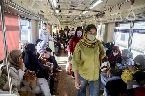 Indonesia công bố kế hoạch chuyển sang thời kỳ bệnh đặc hữu