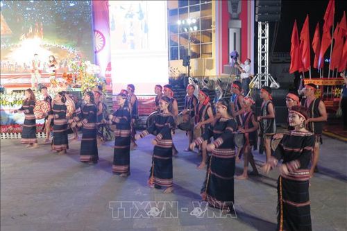 Khai mạc Liên hoan Diễn xướng dân gian văn hóa các dân tộc khu vực Trường Sơn - Tây Nguyên