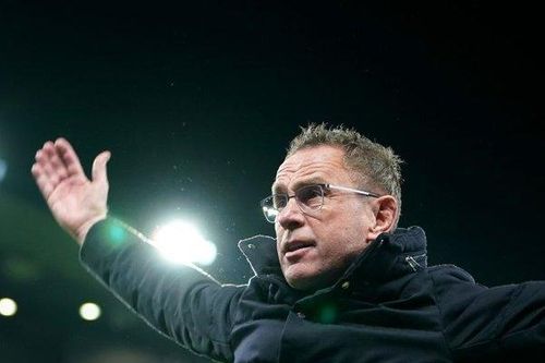 Rangnick: '4 phút bù giờ là chuyện như đùa'