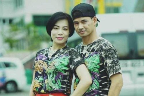 Động thái mới nhất của vợ Xuân Bắc trên Facebook sau lùm xùm đập điện thoại của con trai
