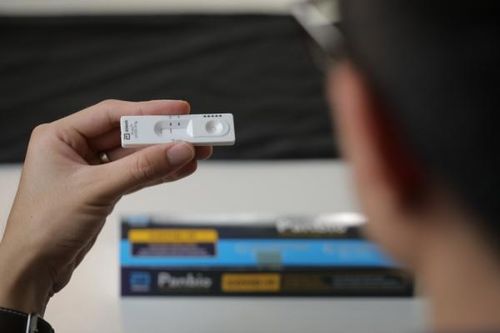 Bộ Y tế phê duyệt bộ tự xét nghiệm nhanh kháng nguyên Covid-19 Panbio