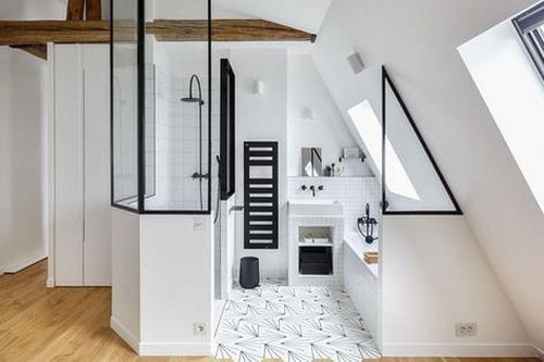 Tận dụng gác mái làm phòng tắm, ý tưởng thiết kế vừa đẹp vừa độc đáo
