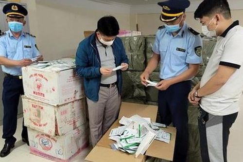 Quảng Ninh: Bắt giữ hơn 46.000 bộ kit test không rõ nguồn gốc
