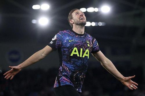 Kane phá kỷ lục của Rooney tại Premier League