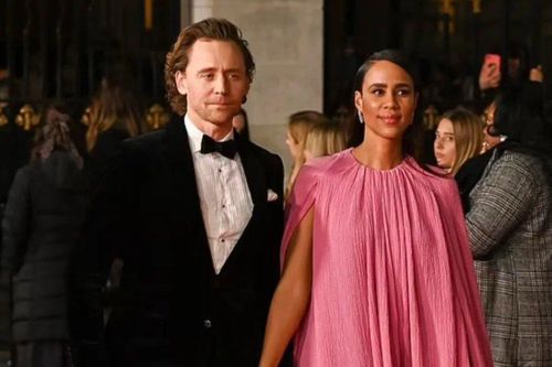 Bằng chứng Tom Hiddleston đã đính hôn