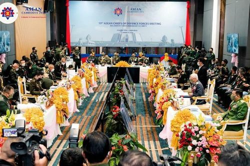 Khai mạc Hội nghị Tư lệnh Lực lượng Quốc phòng ASEAN 19 tại Campuchia