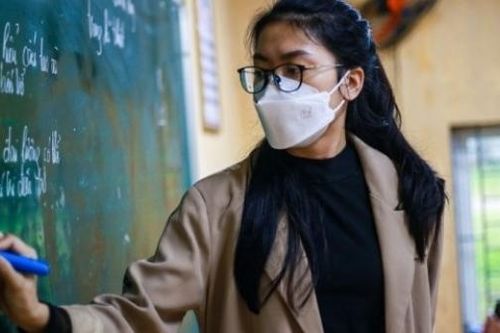 Tâm sự của giáo viên 'không được phép bệnh' và nỗ lực thích nghi để dạy học thời Covid-19