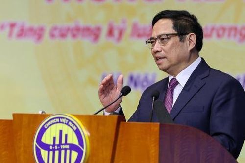 Thủ tướng: Công tác thống kê phải góp phần đẩy mạnh xây dựng, ứng dụng dữ liệu lớn, trí tuệ nhân tạo