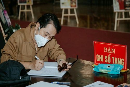NSƯT Thành Lộc nhắn nhủ cố đạo diễn Vũ Minh: 'Đi vậy là chơi không đẹp nha!'