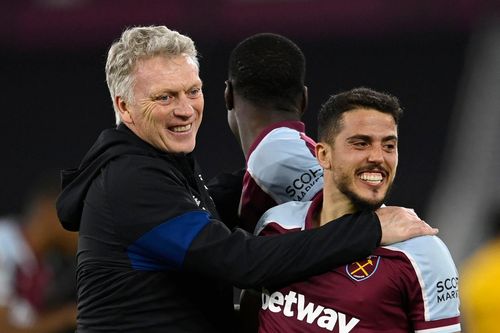 Thầy trò David Moyes loại Sevilla khỏi Europa League